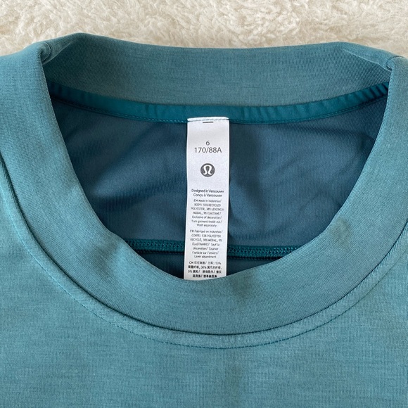 ❤️ Lululemon Perfectly Oversized Cropped Crew *Softstreme Storm Teal Size 6 NWT - Picture 2 of 7